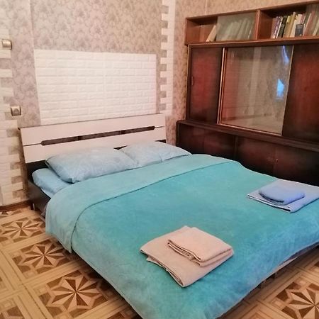 Apartmán Рядом С Автовокзалом Oděsa Exteriér fotografie